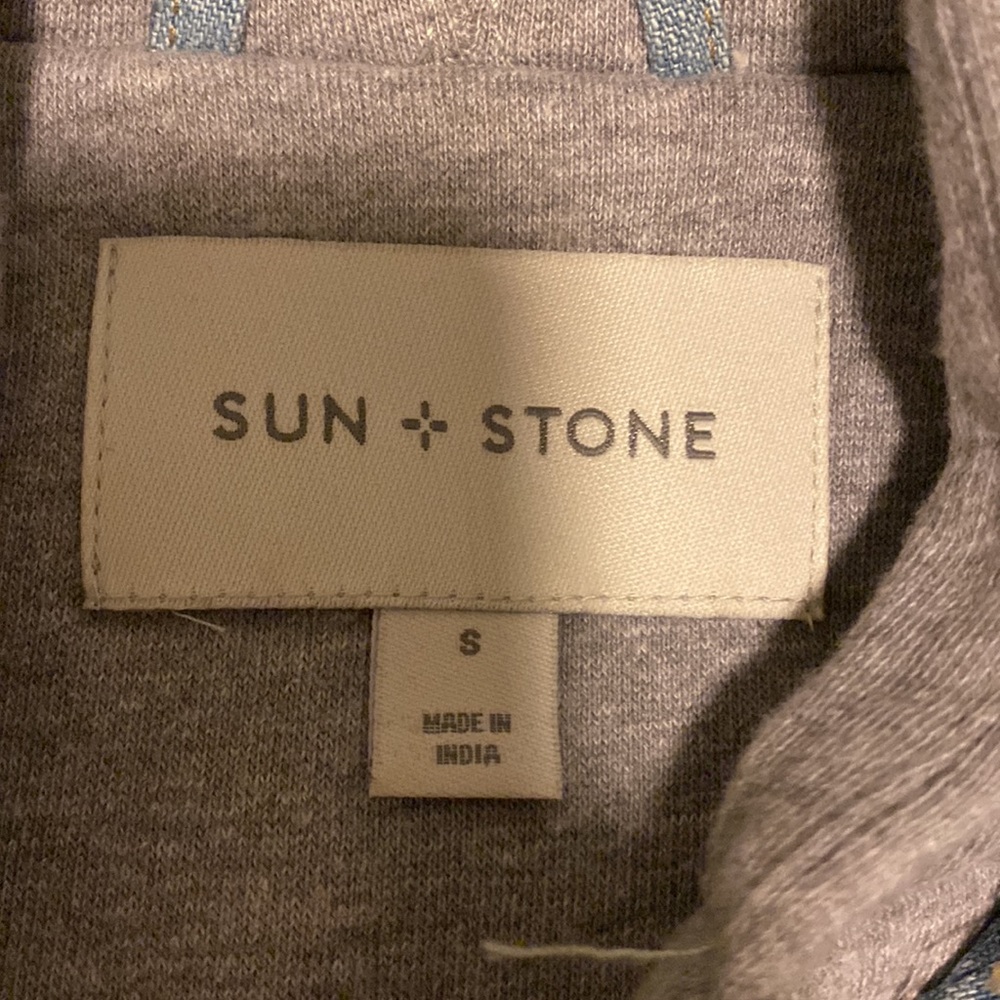 Jean jacket - Picture 2 of 4